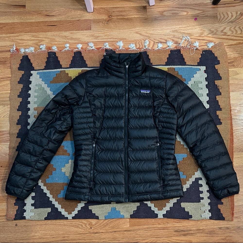 Patagonia Women’s Down Sweater Jacket